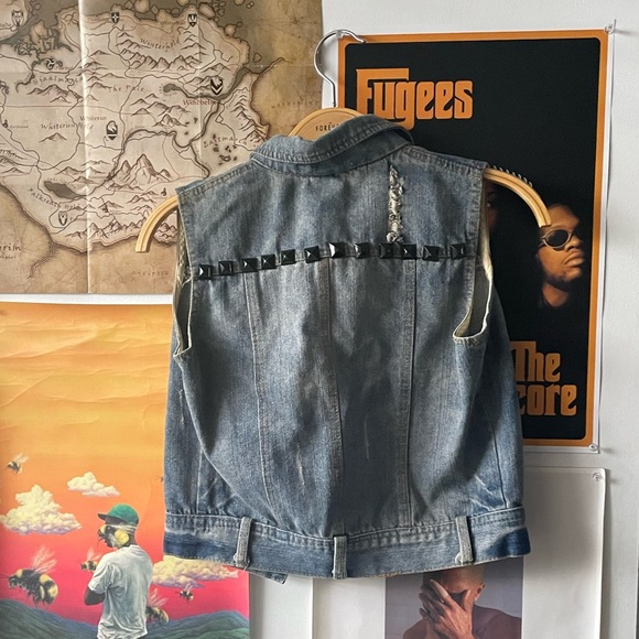 Distressed Studded Denim Cropped Vest Jacket - Picture 2 of 2
